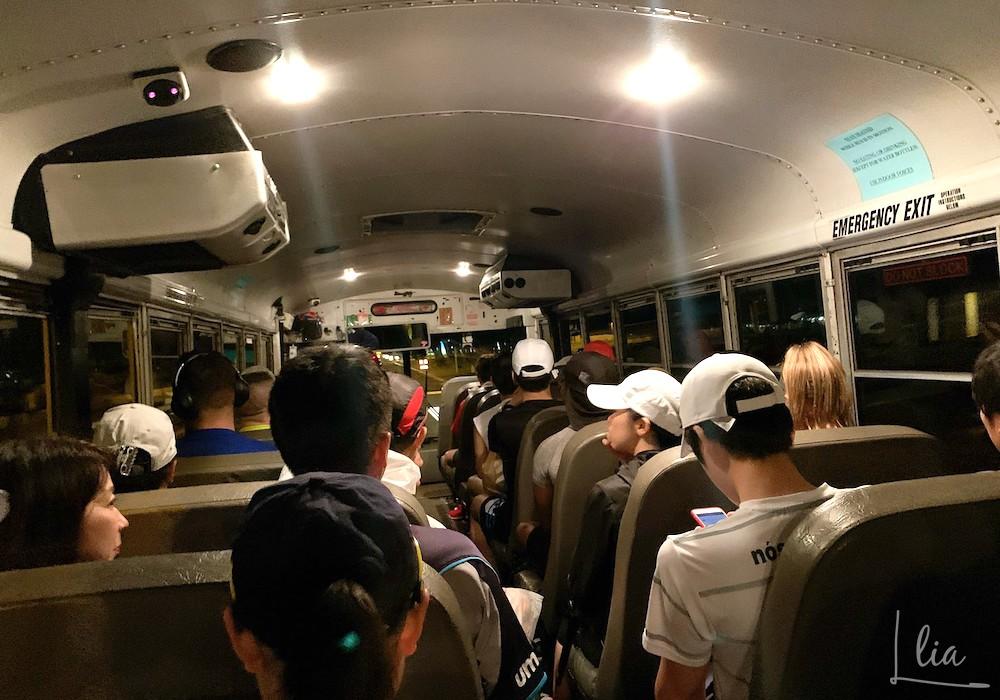 ホノルルマラソン当日の送迎バス